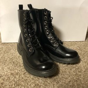 Mudd Boot Solid Black Patent Leather